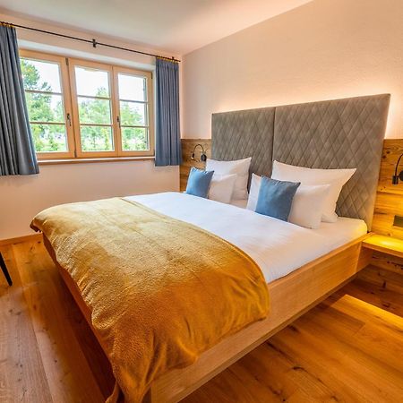 Graf Chiemo Suites - Direkt Am Chiemsee Mit Separatem Seezugang Chieming Dış mekan fotoğraf