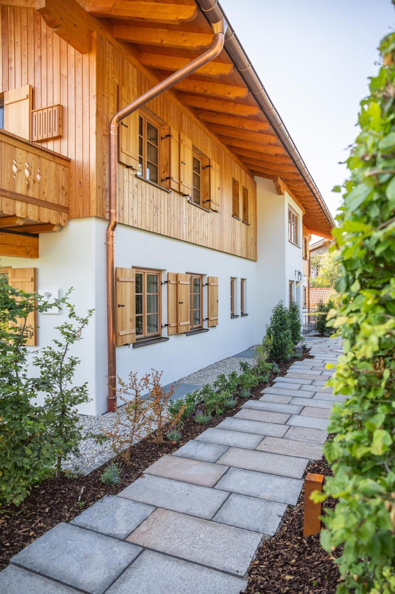 Graf Chiemo Suites - Direkt Am Chiemsee Mit Separatem Seezugang Chieming Dış mekan fotoğraf