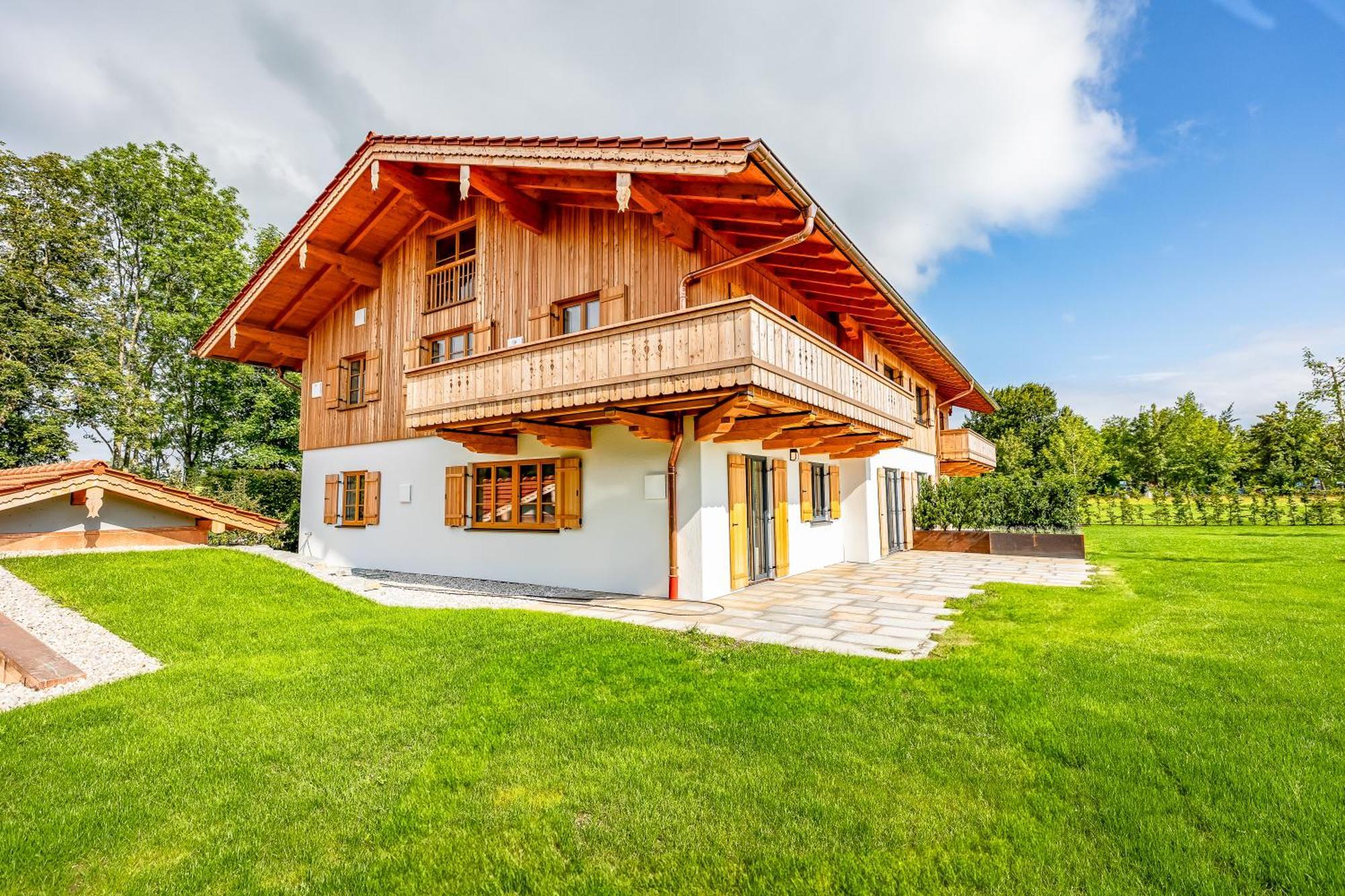 Graf Chiemo Suites - Direkt Am Chiemsee Mit Separatem Seezugang Chieming Dış mekan fotoğraf