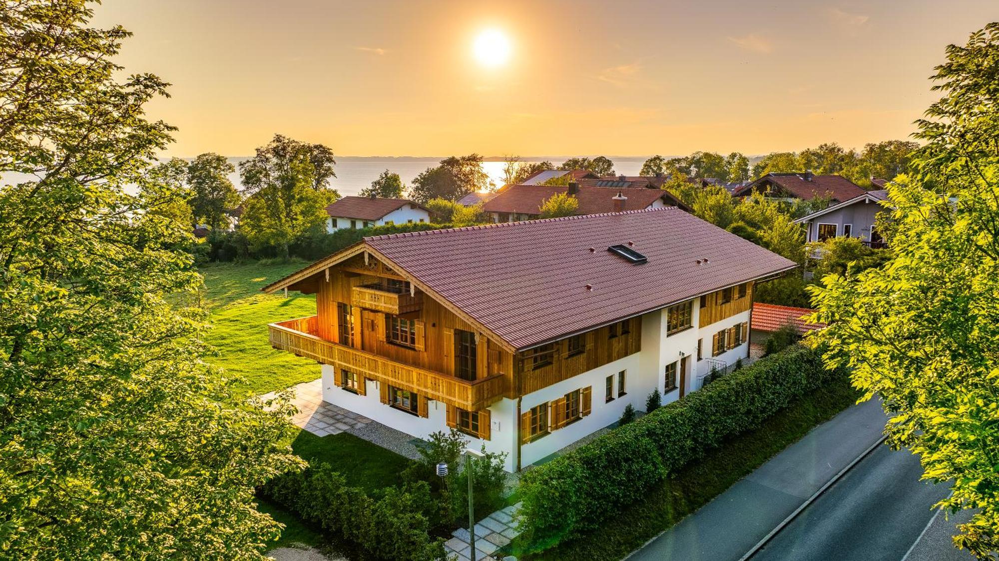 Graf Chiemo Suites - Direkt Am Chiemsee Mit Separatem Seezugang Chieming Dış mekan fotoğraf