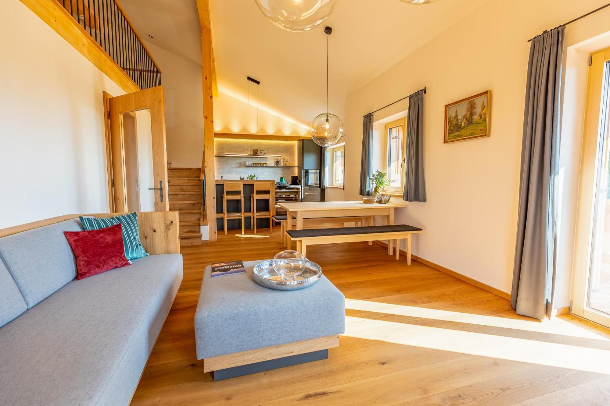 Graf Chiemo Suites - Direkt Am Chiemsee Mit Separatem Seezugang Chieming Dış mekan fotoğraf