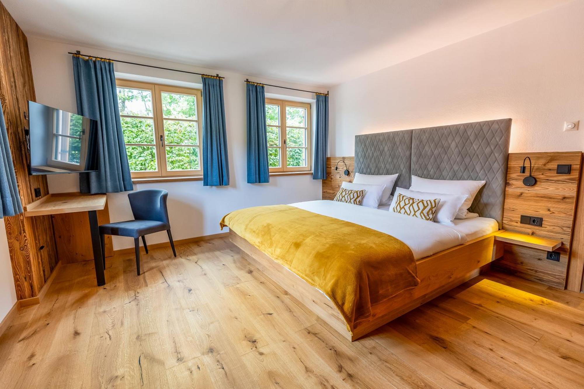 Graf Chiemo Suites - Direkt Am Chiemsee Mit Separatem Seezugang Chieming Dış mekan fotoğraf