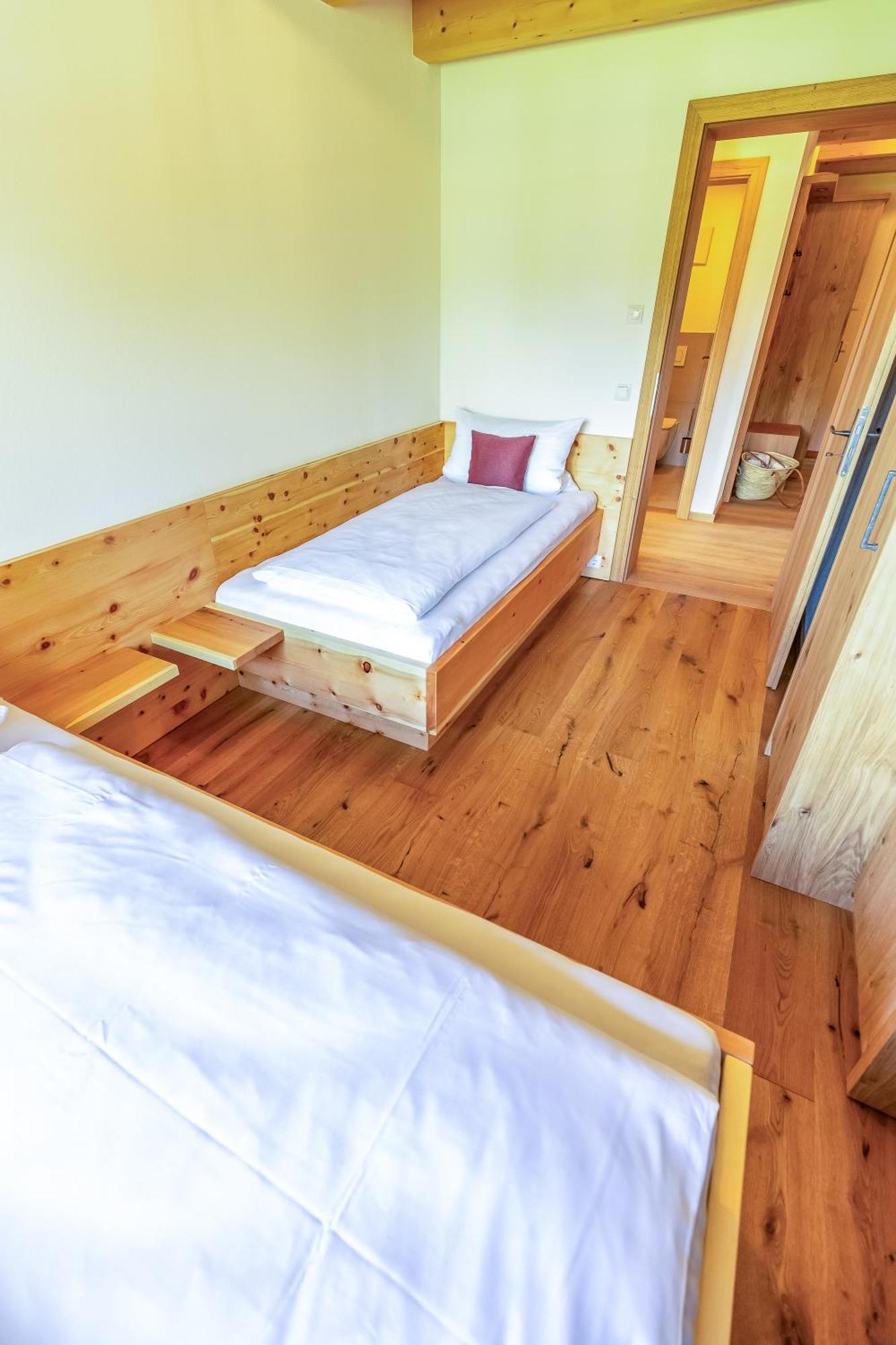 Graf Chiemo Suites - Direkt Am Chiemsee Mit Separatem Seezugang Chieming Dış mekan fotoğraf