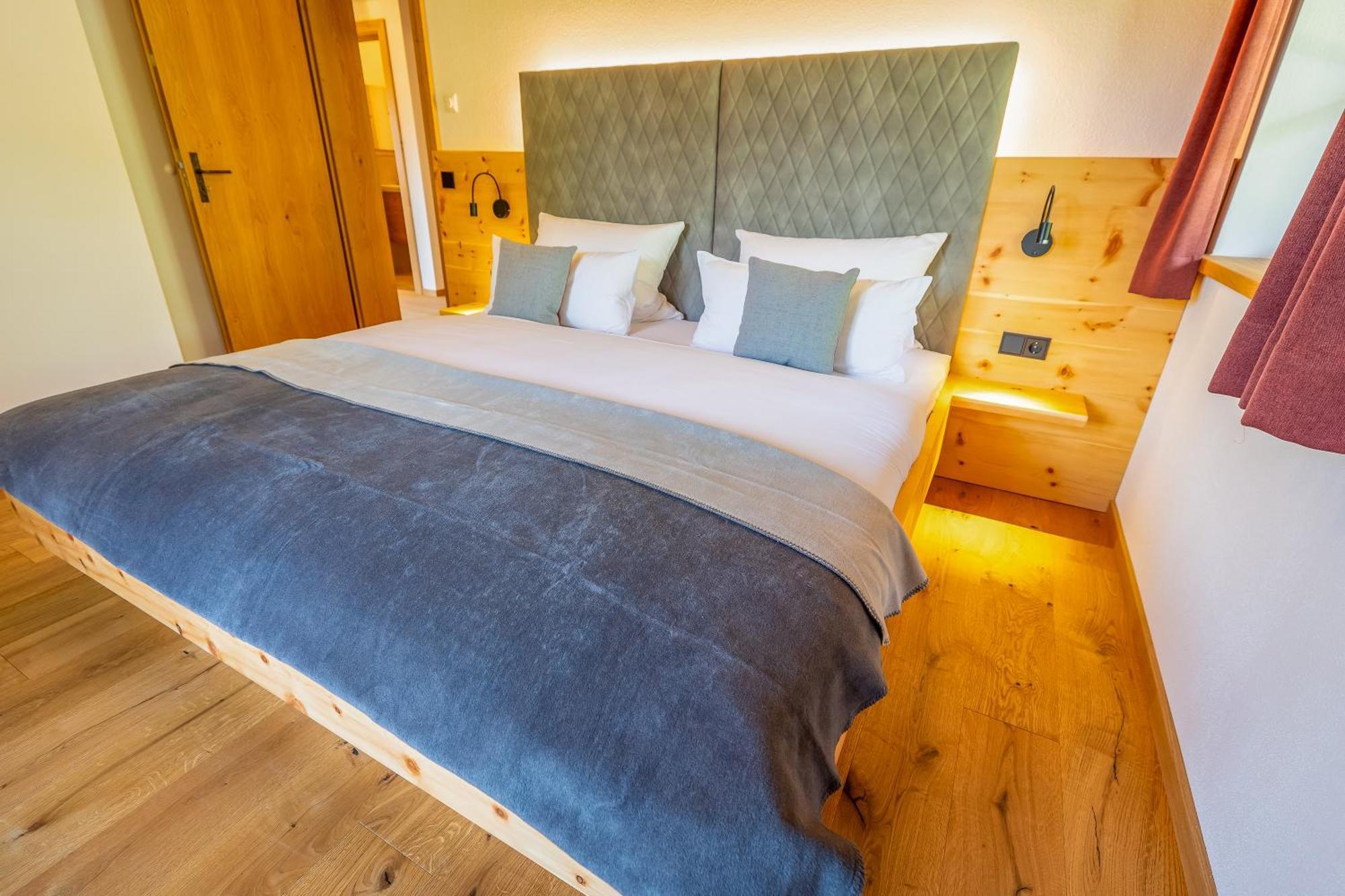 Graf Chiemo Suites - Direkt Am Chiemsee Mit Separatem Seezugang Chieming Dış mekan fotoğraf
